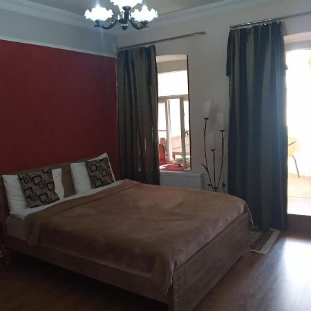 Apartment In The Heart Of Old Tbilisi Luaran gambar
