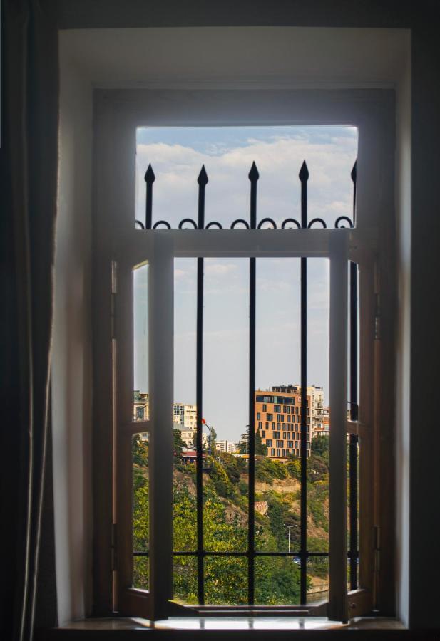 Apartment In The Heart Of Old Tbilisi Luaran gambar